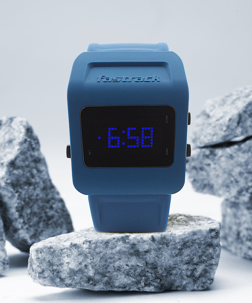 Fastrack store watch led