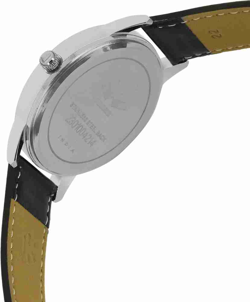 Fastrack ss sale back 50wr price