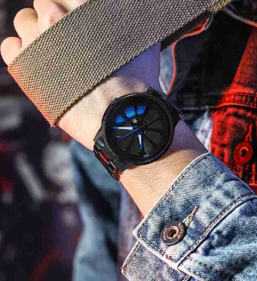 Watch rotates on wrist 2025
