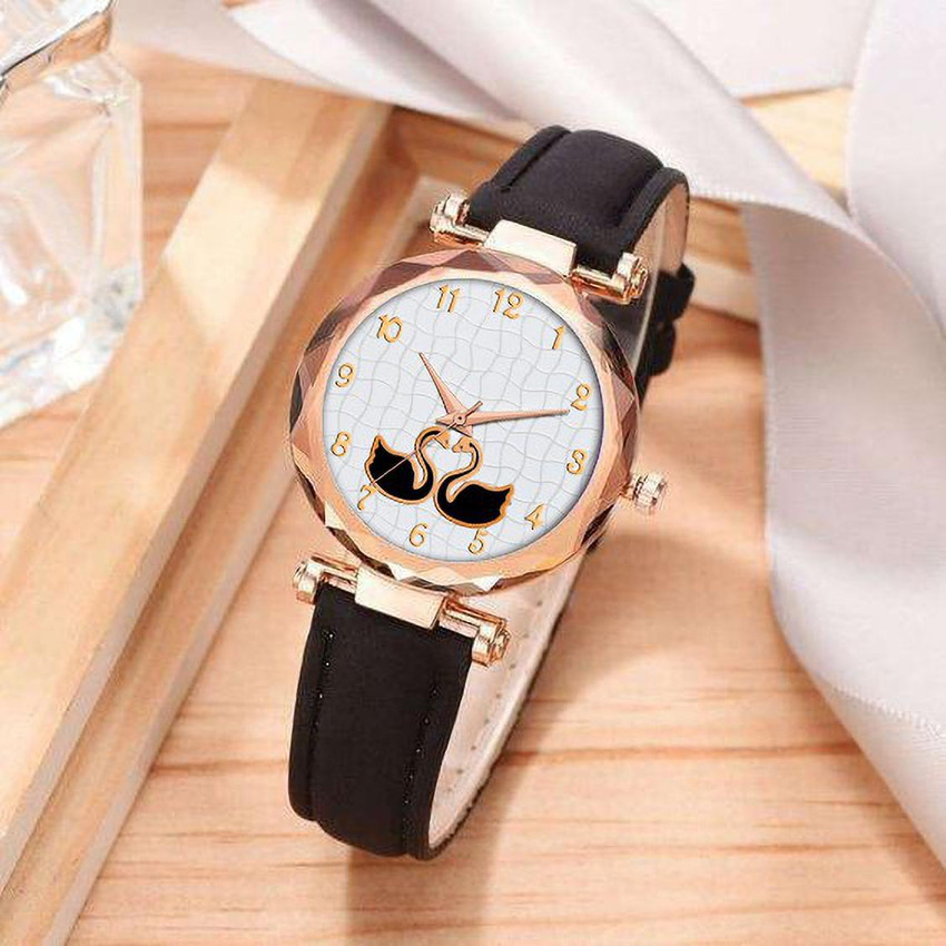 Ladies wrist watch discount with leather belt