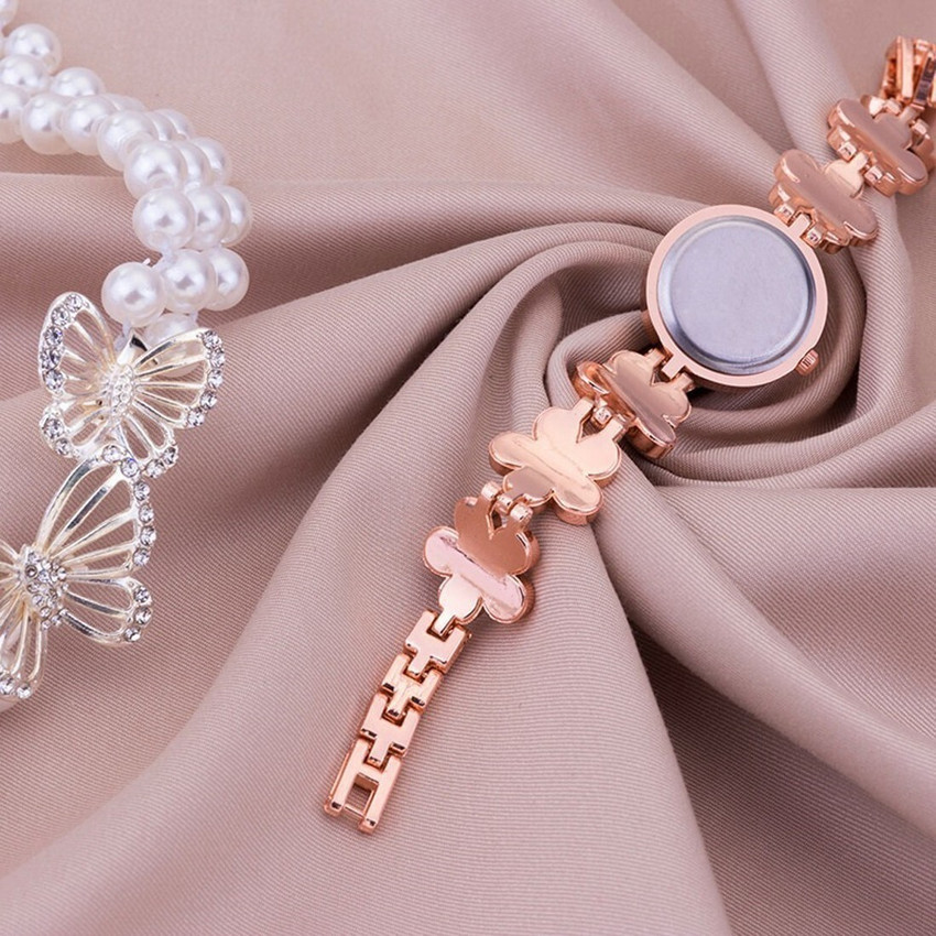Bracelet for girls in flipkart shop