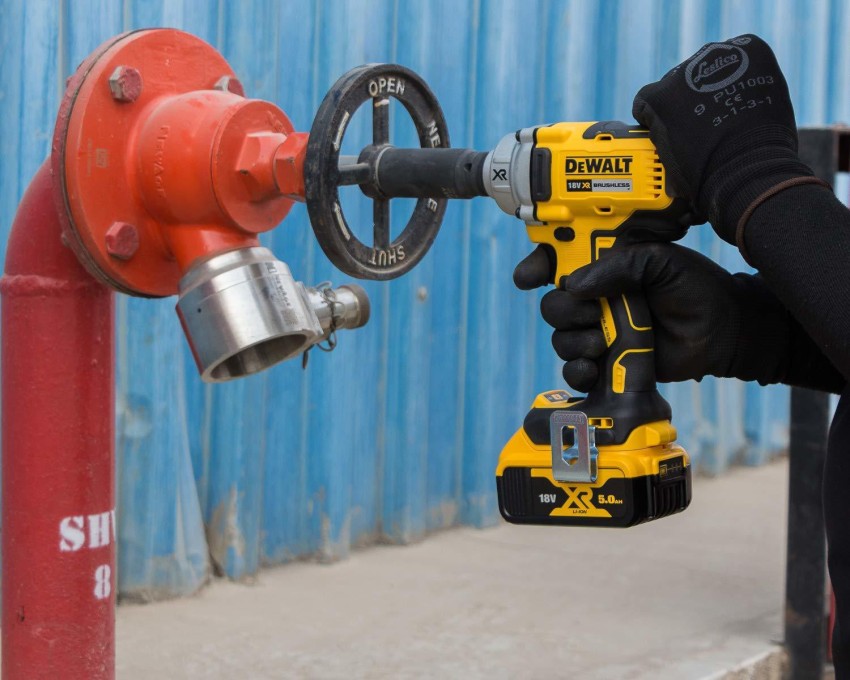 DEWALT DCF897N XJ Cordless Impact Wrench Price in India Buy