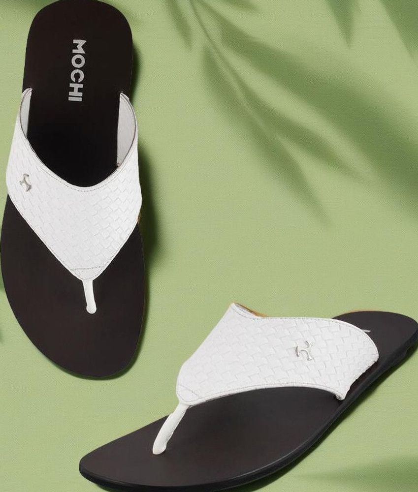 Mochi shop white chappal