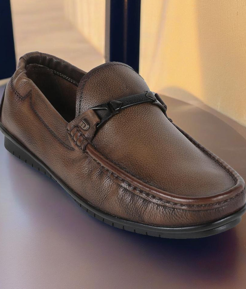 Loafer shoes shop flipkart low price