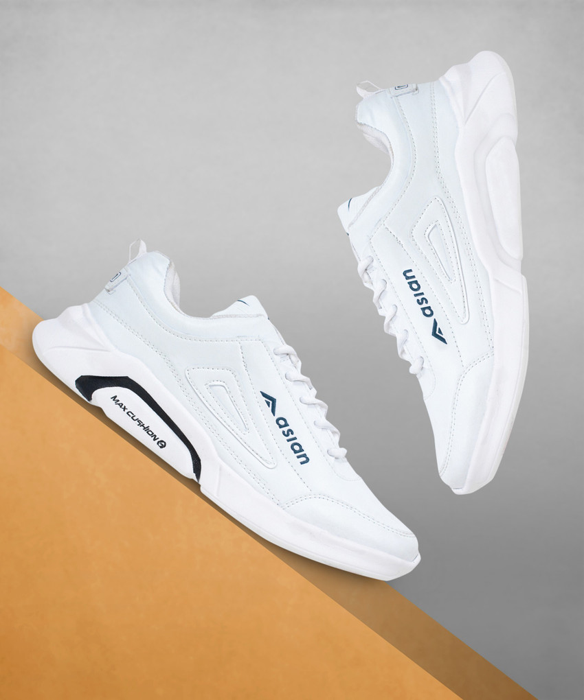 White sport shoes top