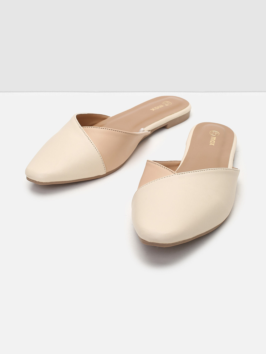 Closed toe mules flat sales
