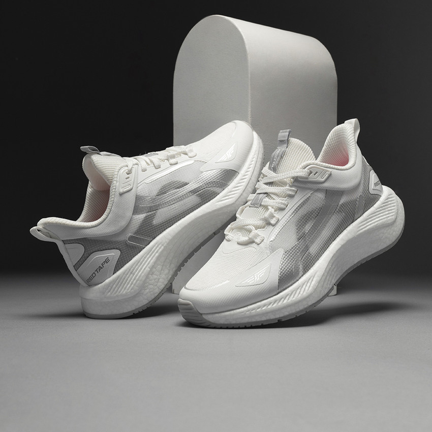 Red tape athleisure sports shoes on sale