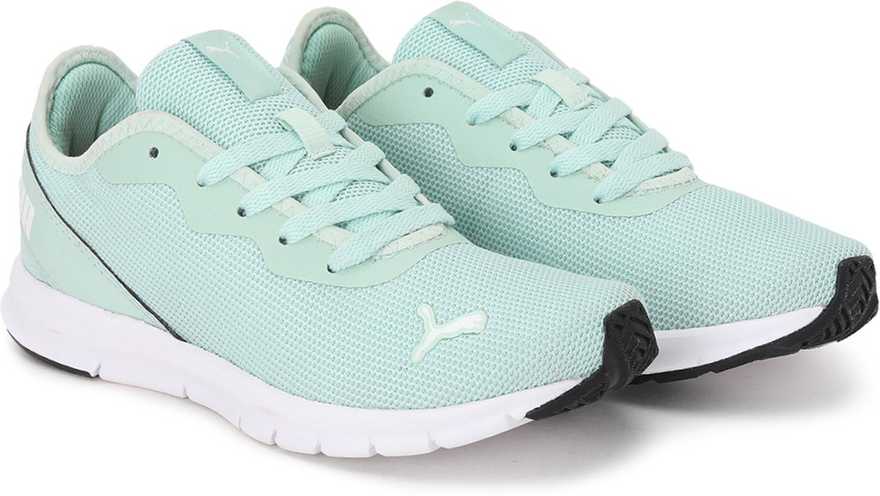 Hustle V2 Wns Running Shoes For Women (Green) Hustle V2 Wns Running Shoes For Women (Green)