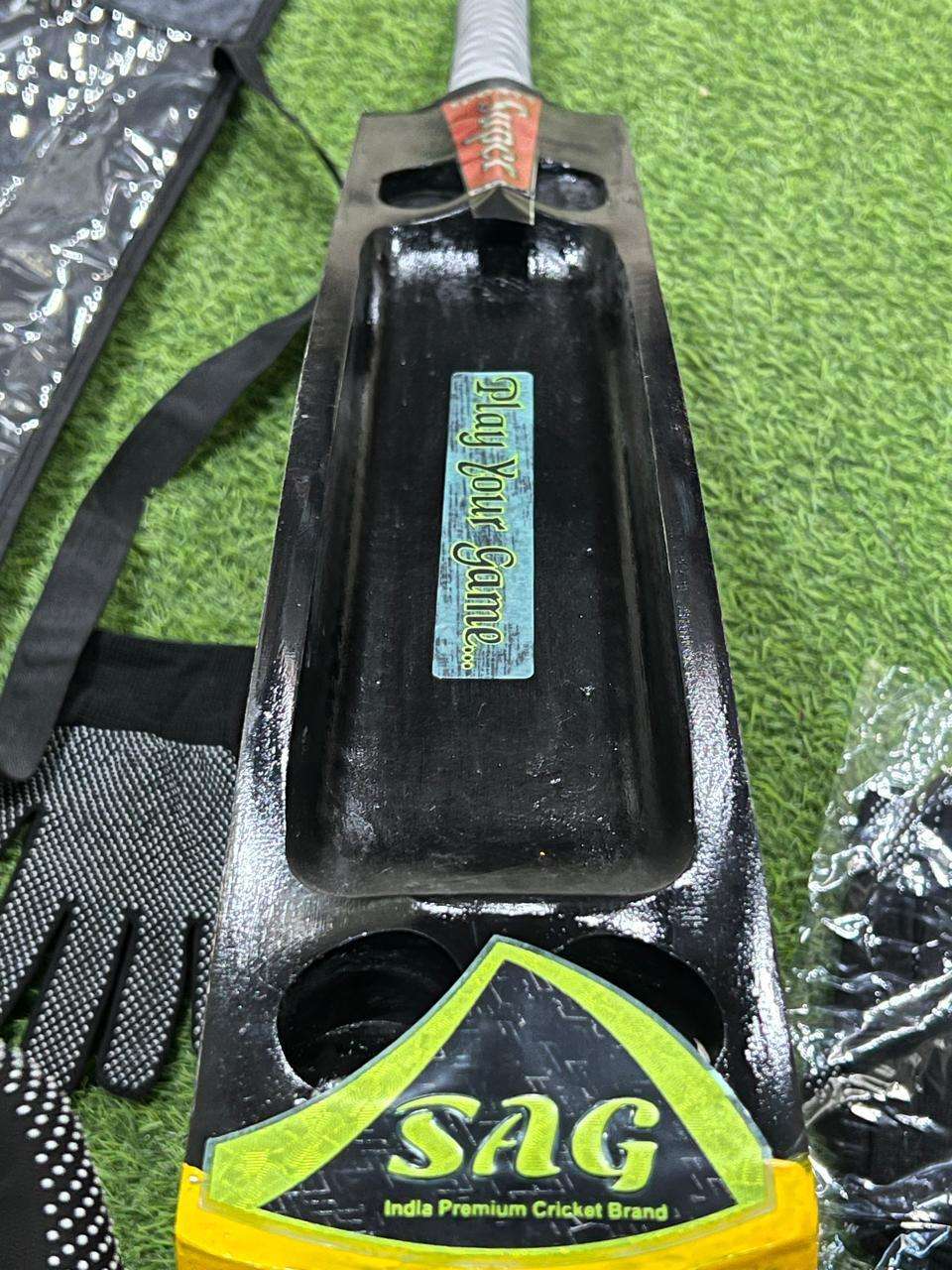 SAG_Black Monson Waterproof Tennis Cricket Bat - Image 9