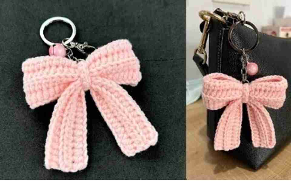 Radhey creation mart Woolen bow keychains (pack of 1) Key Chain Price ...