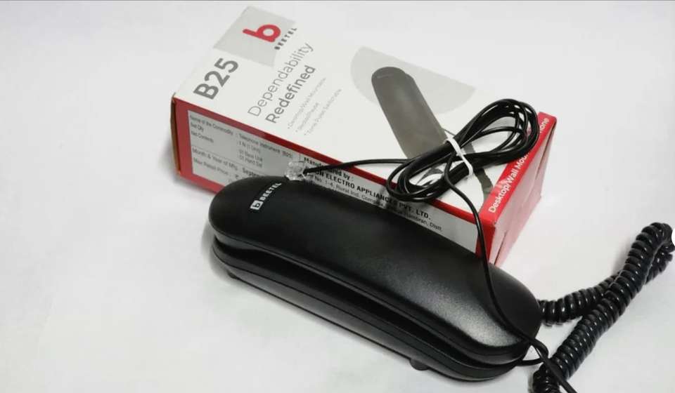 Diplomat 4 Line Intercom EPABX for Home & Office with 3 Beetel B-25 ...