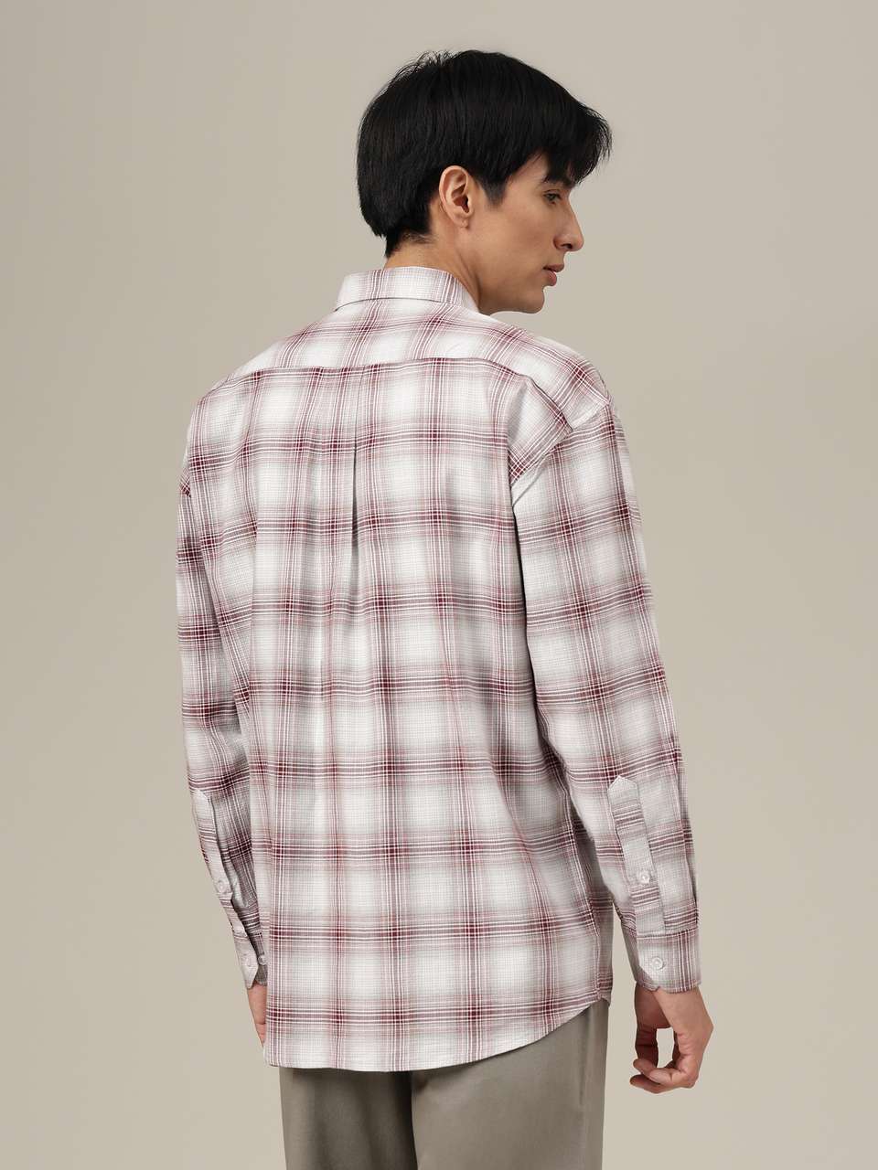 DENNISON Men Oversized Checkered Casual Shirt - Image 8