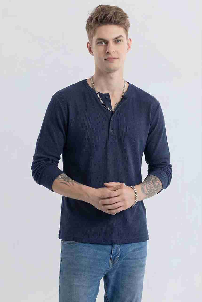 Solid Red Key Card THE EG STORE Self Design Men Henley Neck Navy Blue T-Shirt - Buy THE EG ...