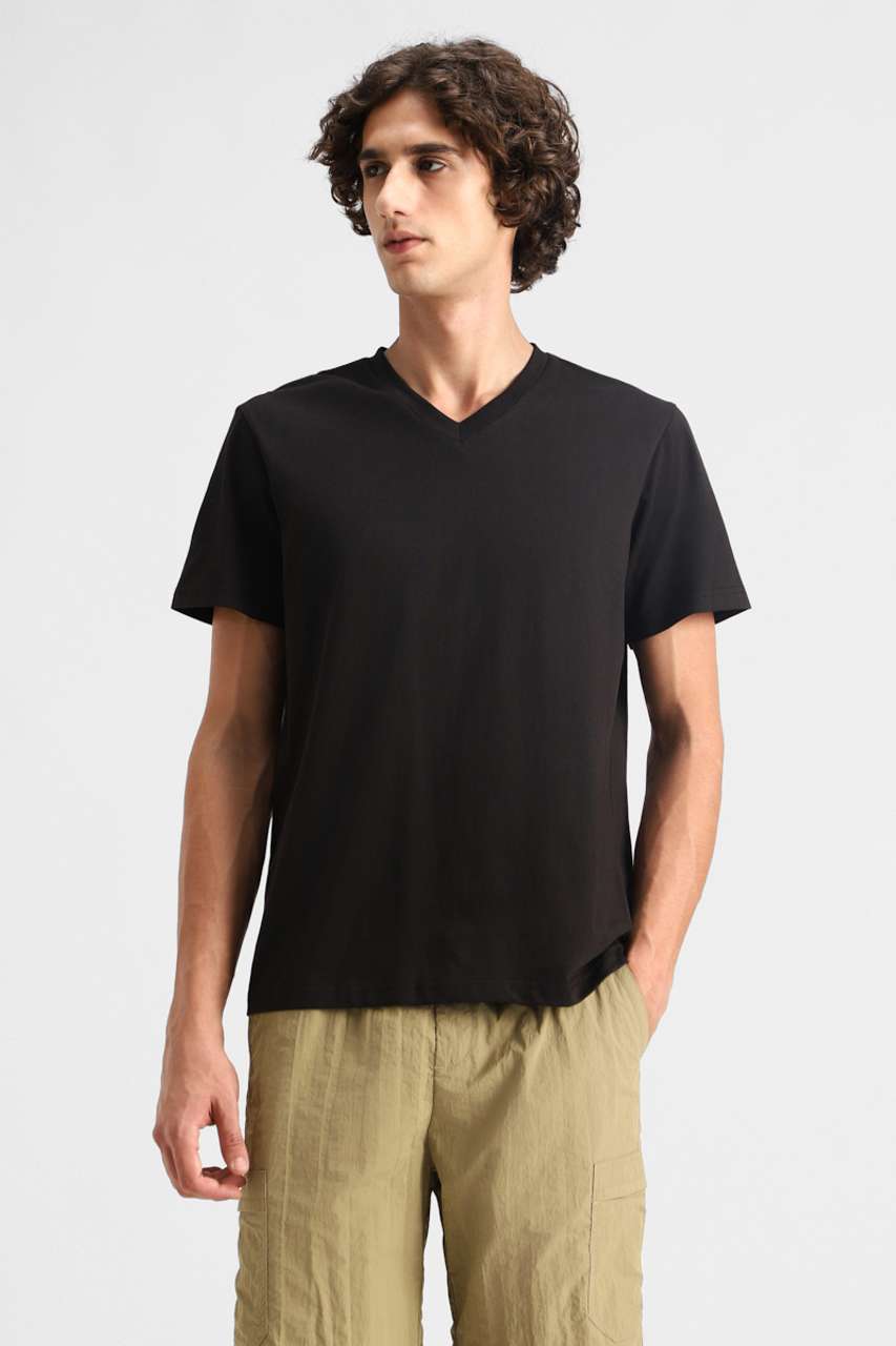 Snitch Solid Men V Neck Black T-Shirt - Buy Snitch Solid Men V Neck ...