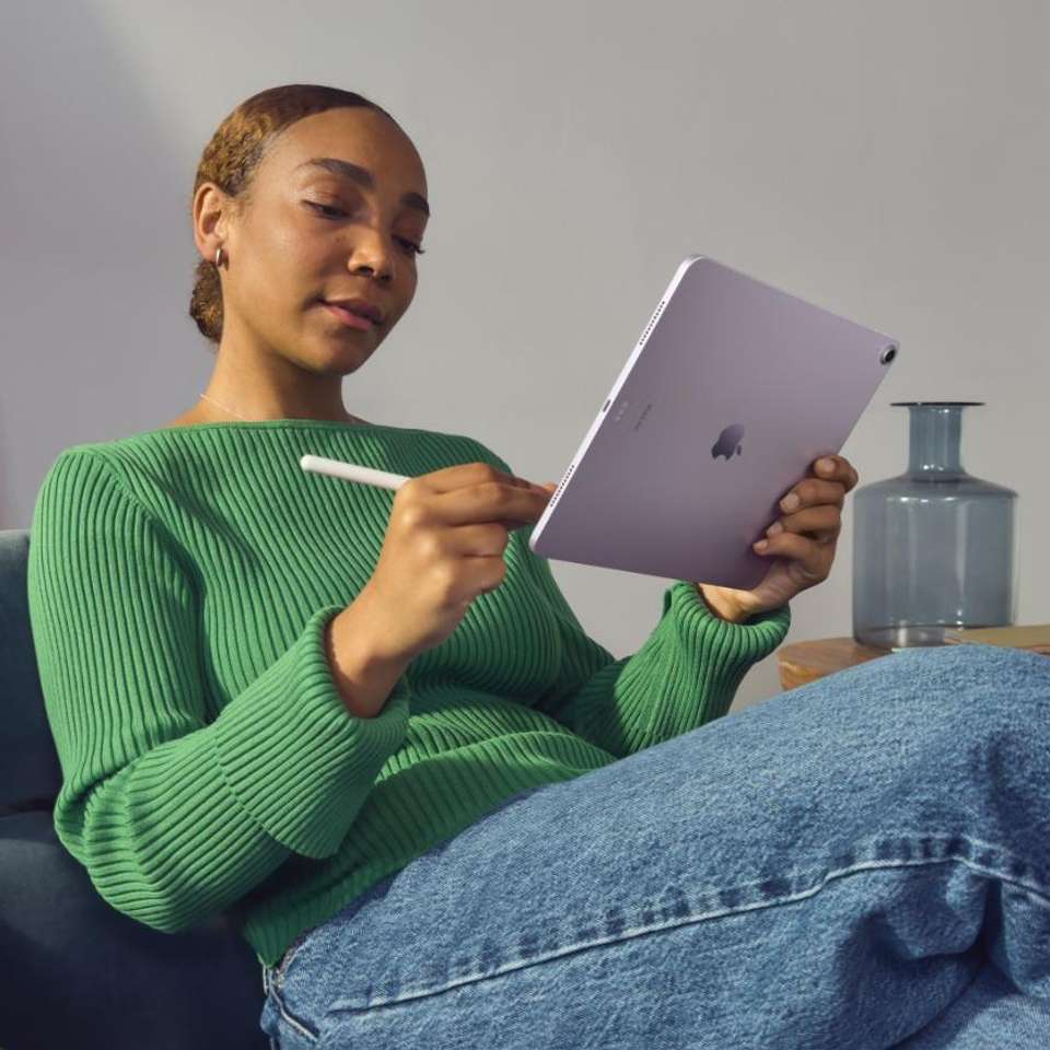 Apple 2024 iPad Air (M2) 128 GB ROM 13.0 Inch with Wi-Fi Only Apple M2 ...