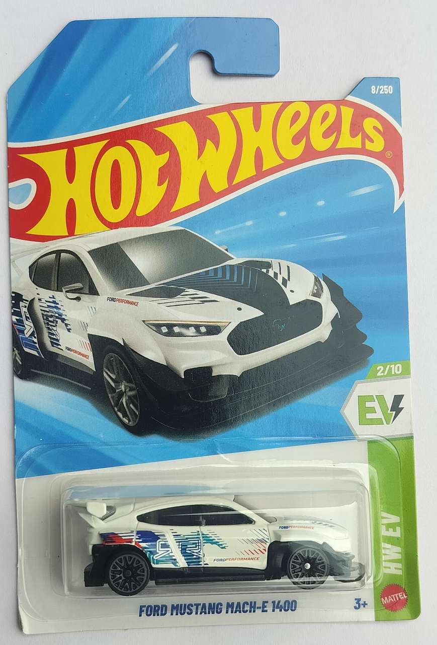 Hot Wheels Ford Mustang Mach-E 1400 Toy Car, White - Image 4
