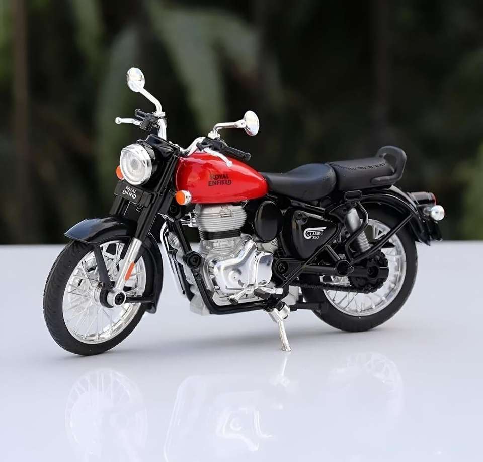 BEE BLISS 1/15 Scale Model Bullet Bike Toy - Image 9