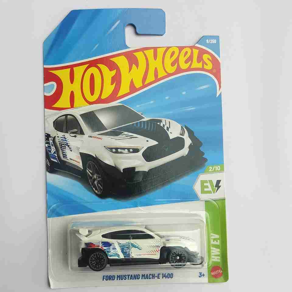 Hot Wheels Ford Mustang Mach-E 1400 Toy Car, White - Image 3
