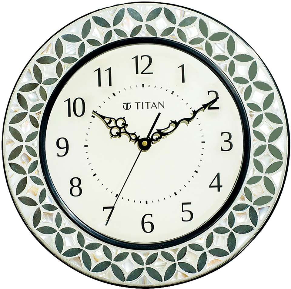 Titan Analog 40.5 cm X 40.5 cm Wall Clock Price in India - Buy Titan ...