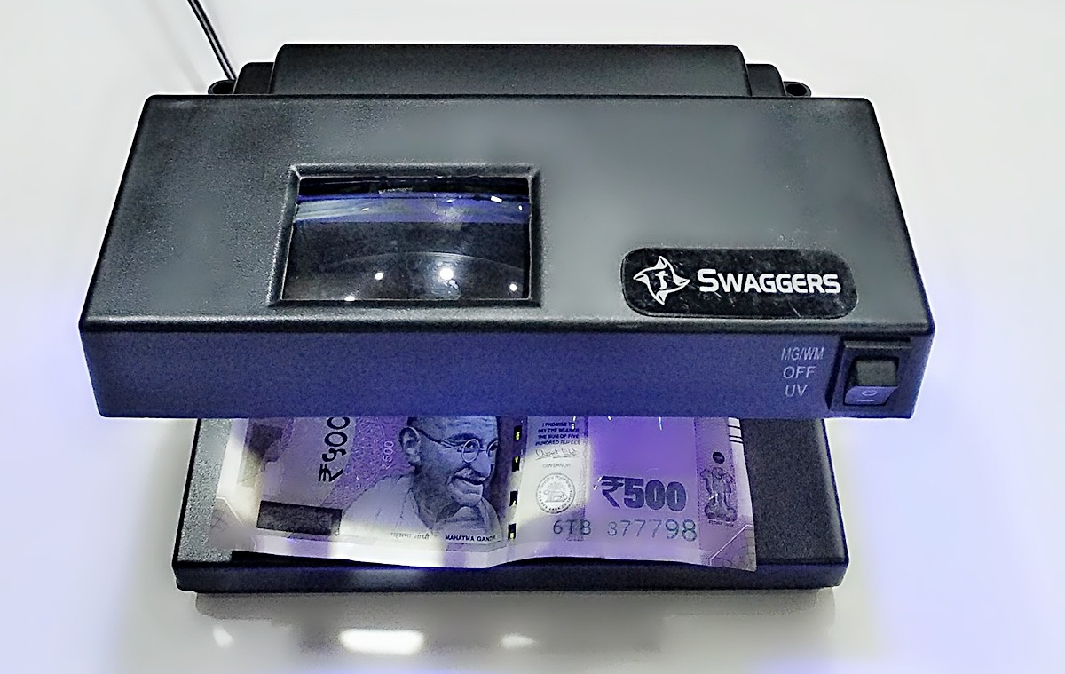 Security Store HEAVEY LANS UV,MG FAKE NOTE DETECTOR MINI FND Countertop Currency Detector image 1