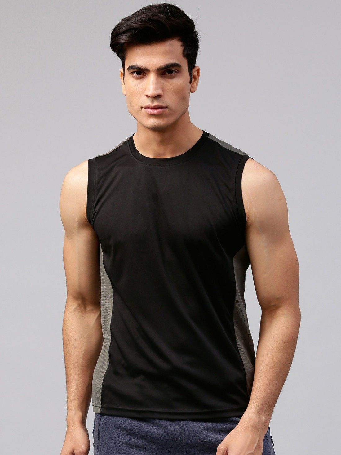 Men Colorblock Round Neck Polyester Black T-Shirt-image-39