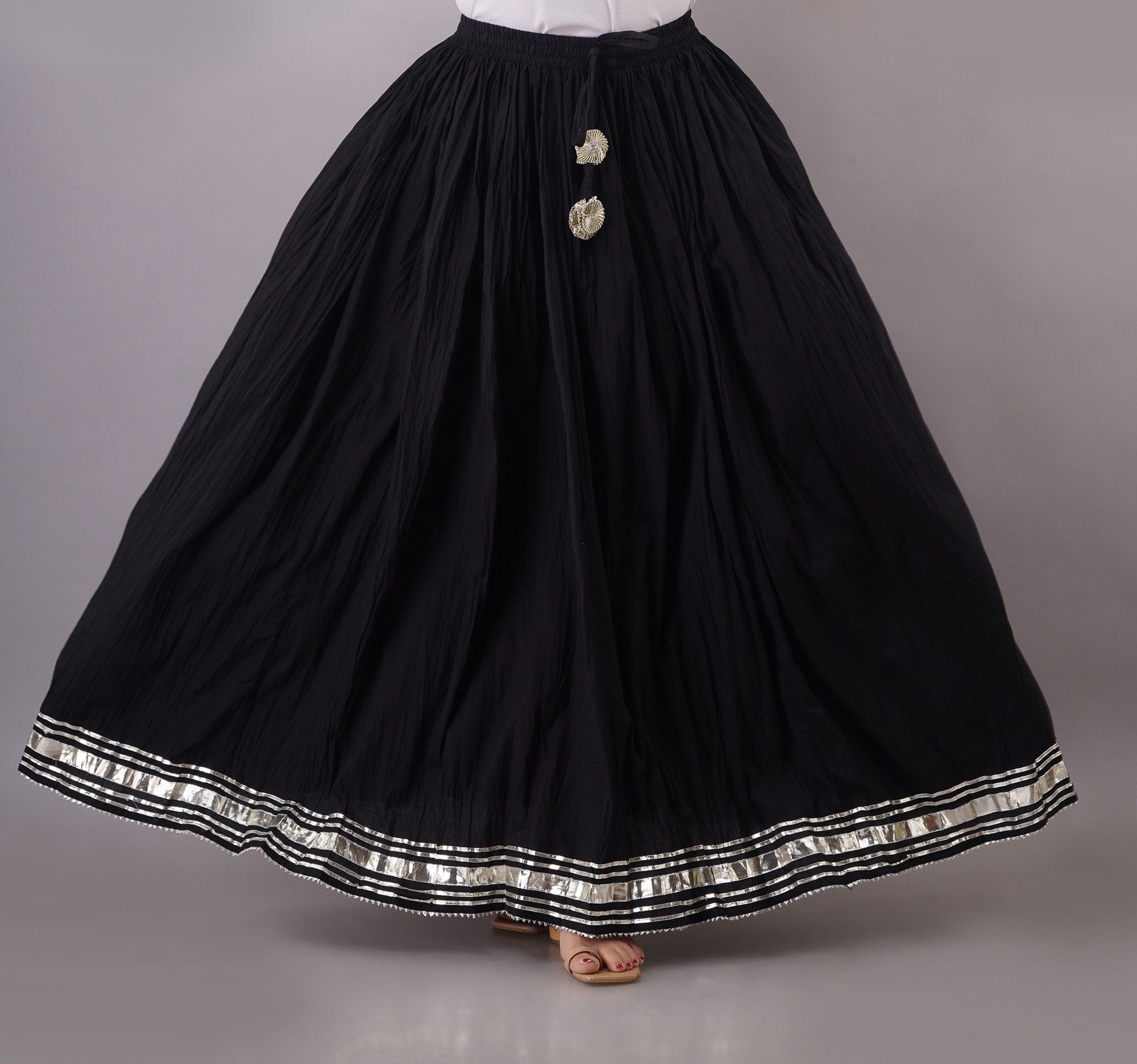 fabrr Women Solid Flared Black Skirt-picture-24
