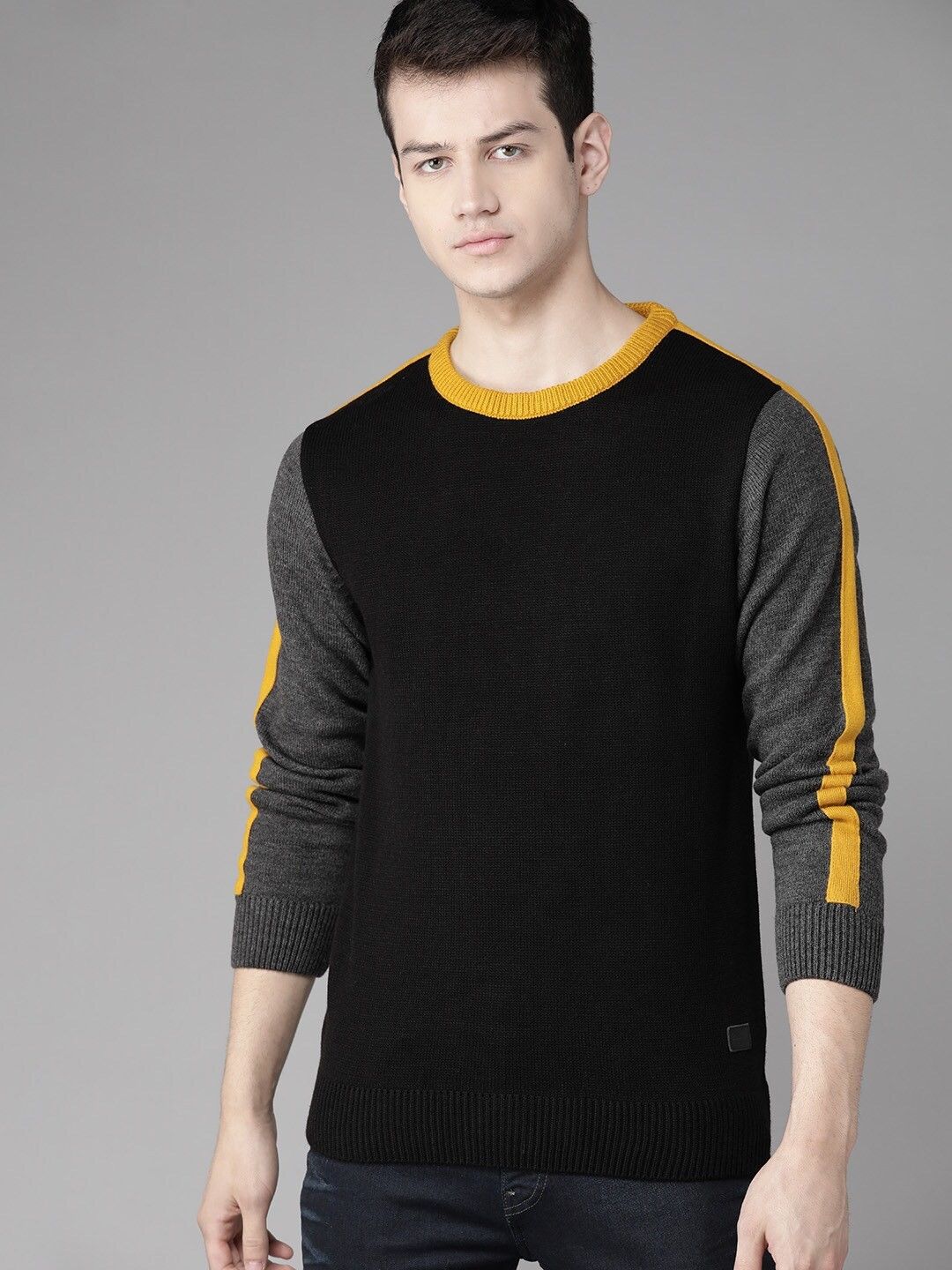 roadster Men Solid Round Neck Multicolor Sweater-picture-20