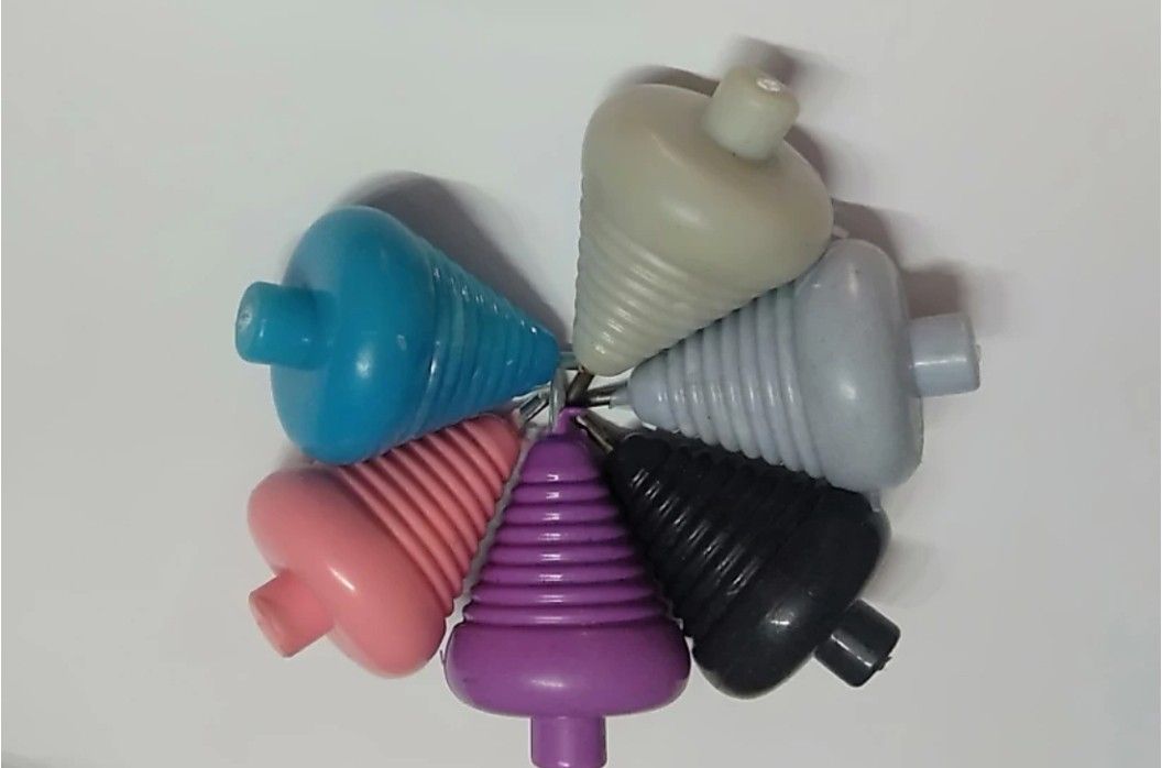 Lattu Toys 6 Pcs ,with Thread Latto Games Plastic Spinning Lattoo with Thread Size 8/6 cm Lattu-image-11