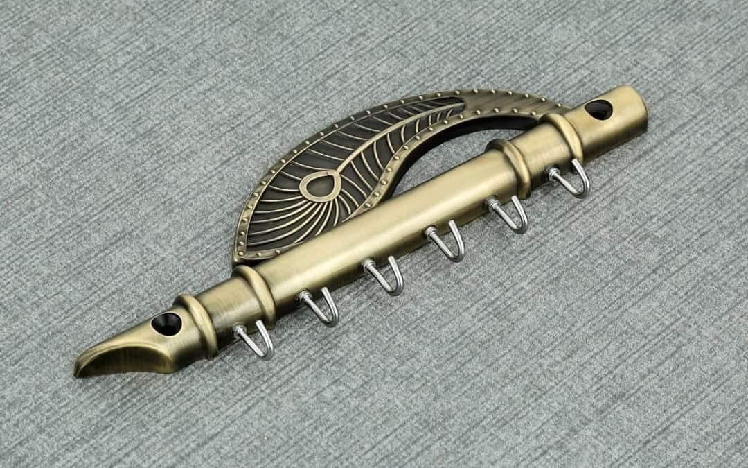 Lord Krishna's Flute & Peacock Quills Key Stand Key Holder Marble Key Holder-image-34