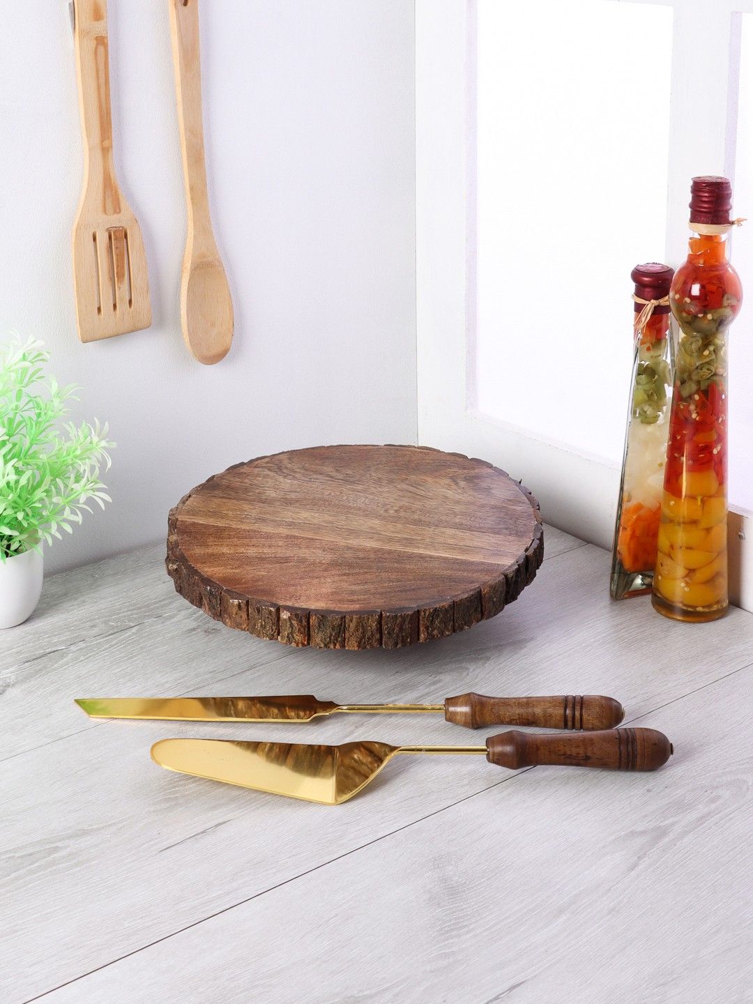 amaya decors Wooden Cake Server-picture-19