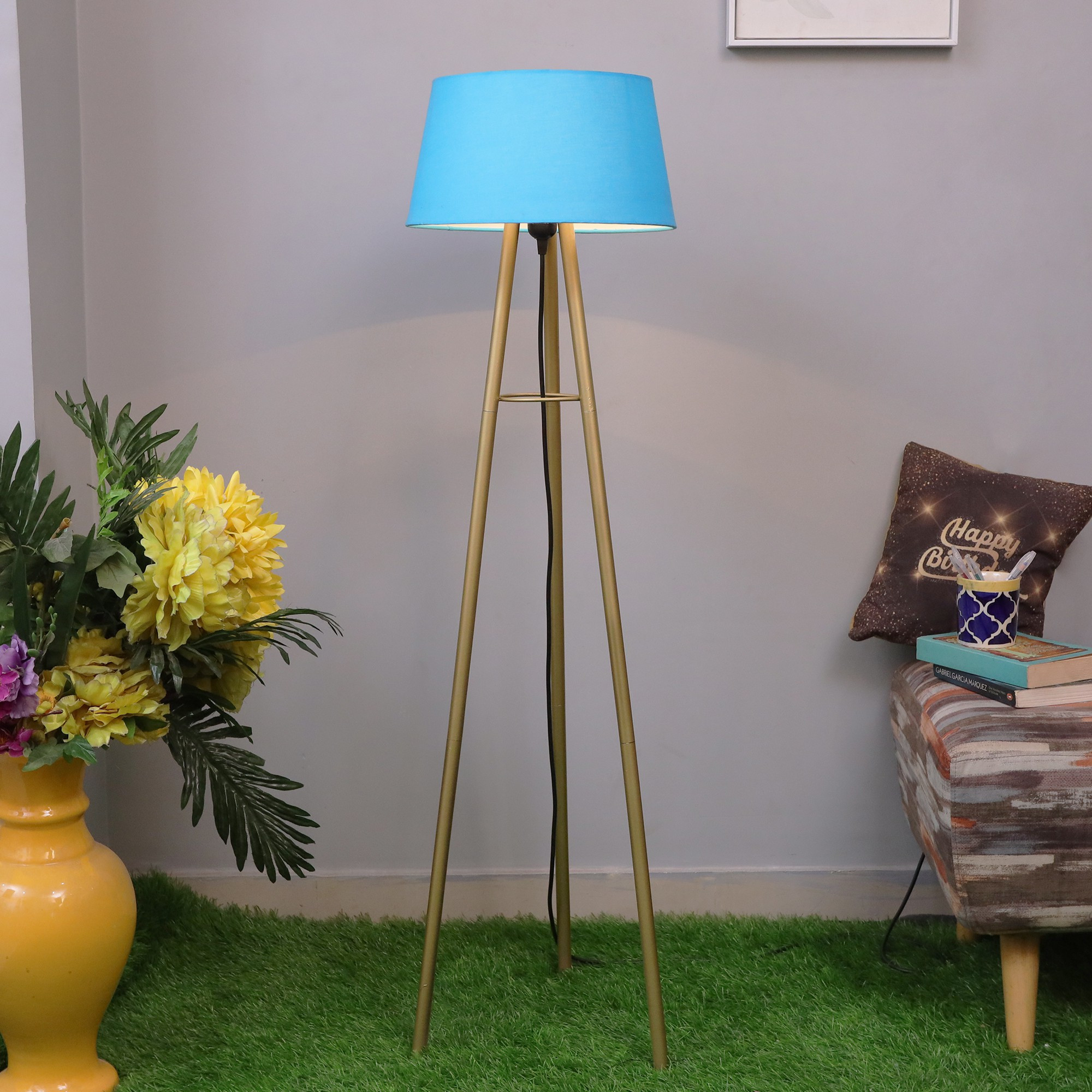 homesake Tripod Floor lamp image 1