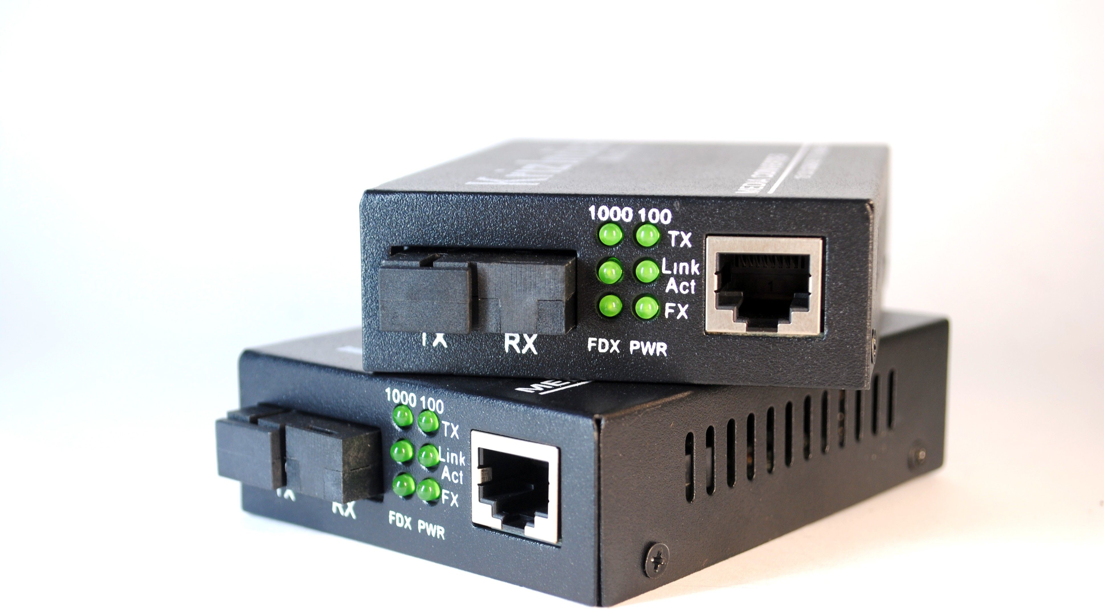 Kriz India KrizIndia Media Converter -GIG SPEED (PAIR) 0 Ports 1000 Mbps Unmanaged Network Switch-image-41