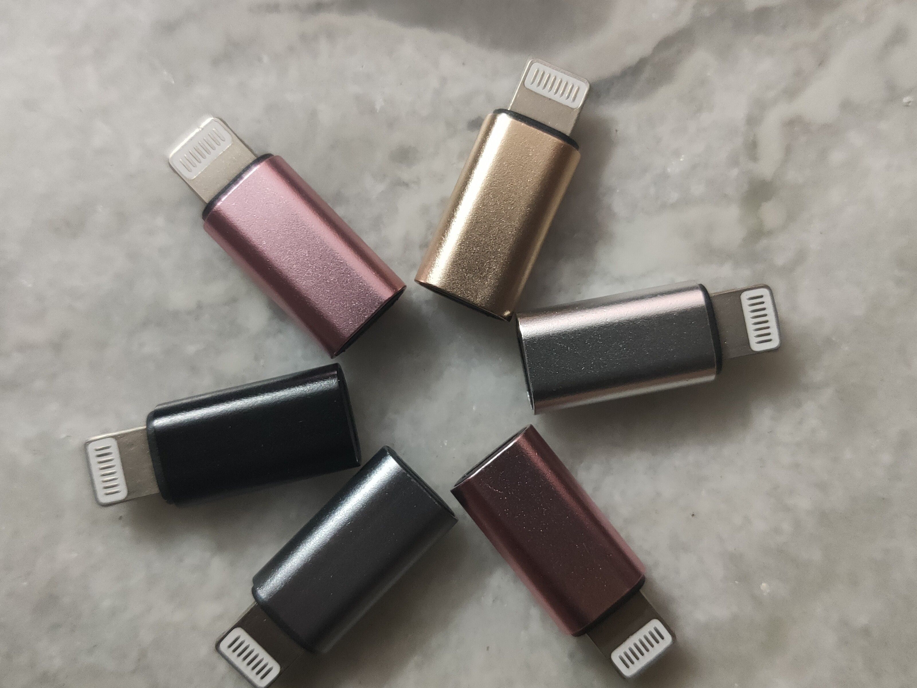 GADGETSMORE Lightning OTG Adapter-picture-11