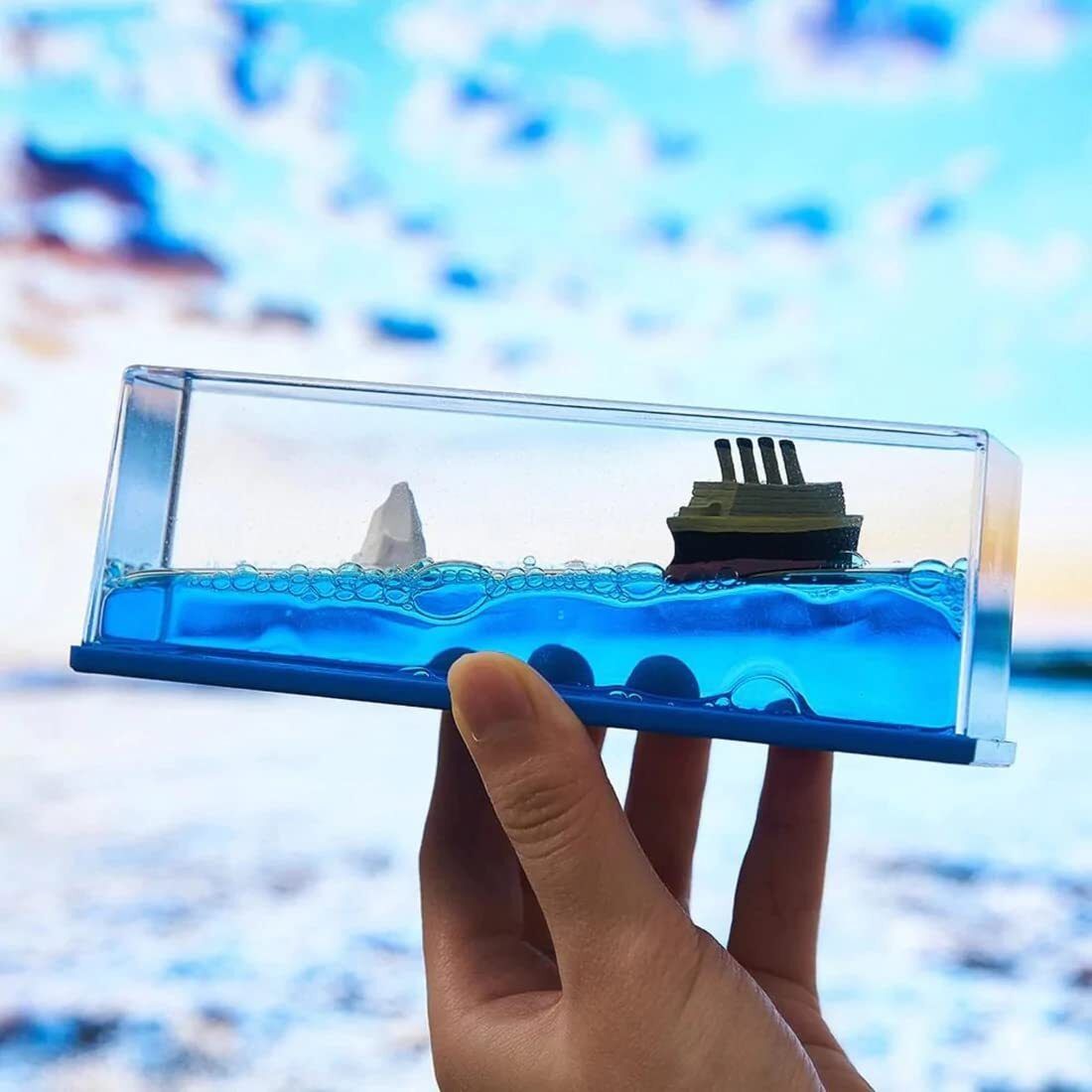 Titanic Wave Cruise Ship Fluid Drift floating boat Locking Carabiner-image-16