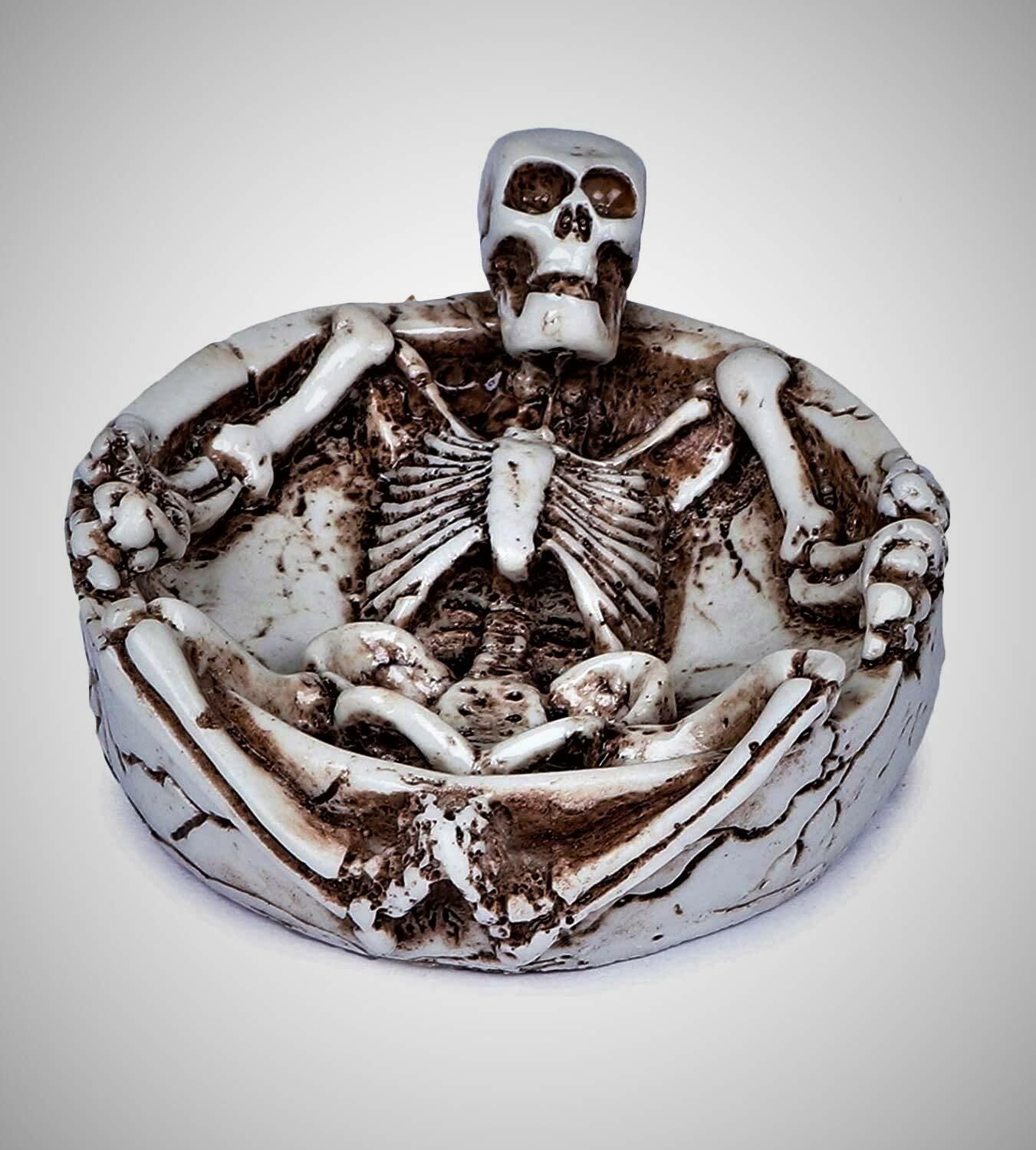 inara Creation Skeleton White, Black Polyresin Ashtray-picture-10