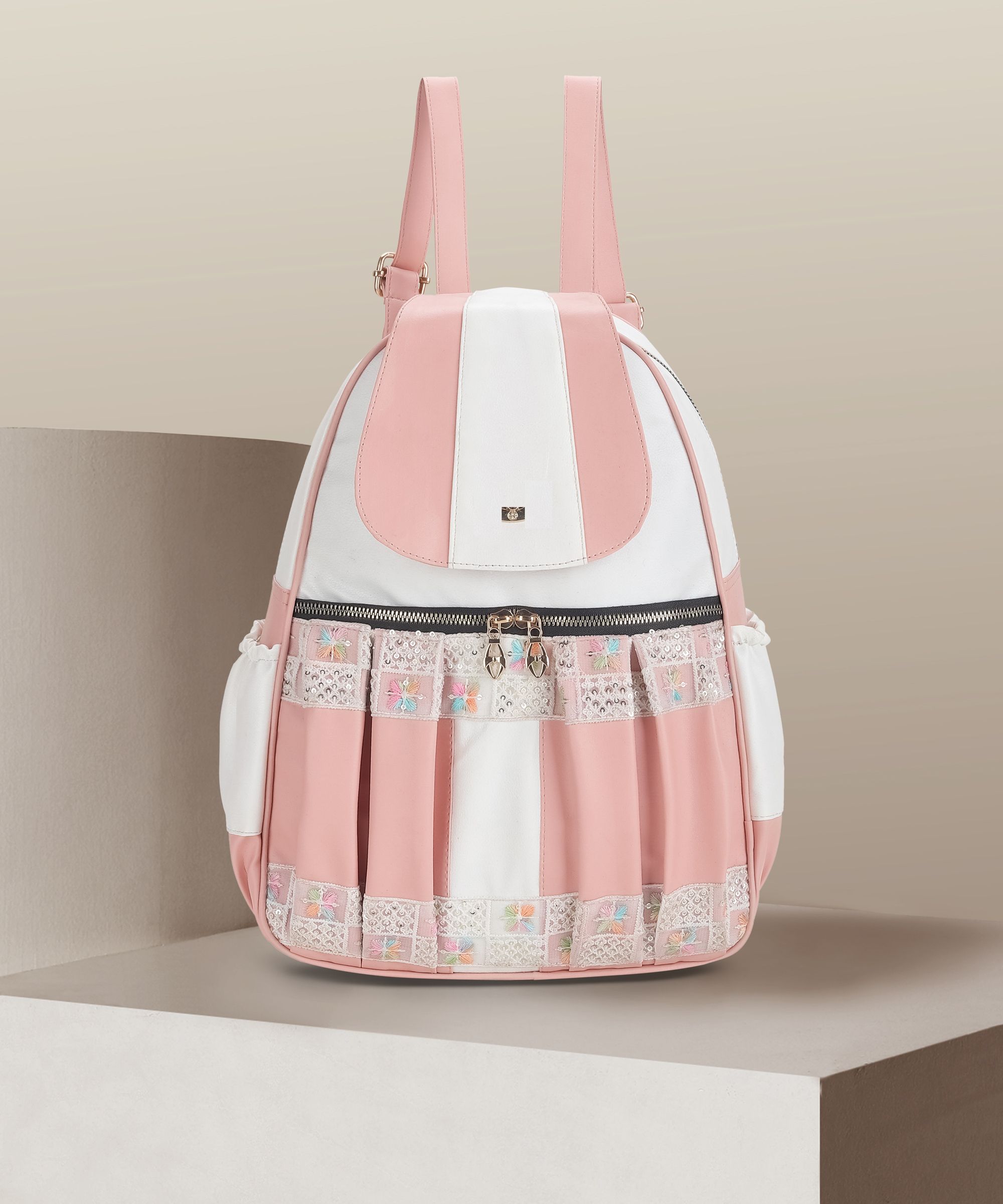 Small 10 L Backpack Attractive Women's Traveling Backpack-image-20