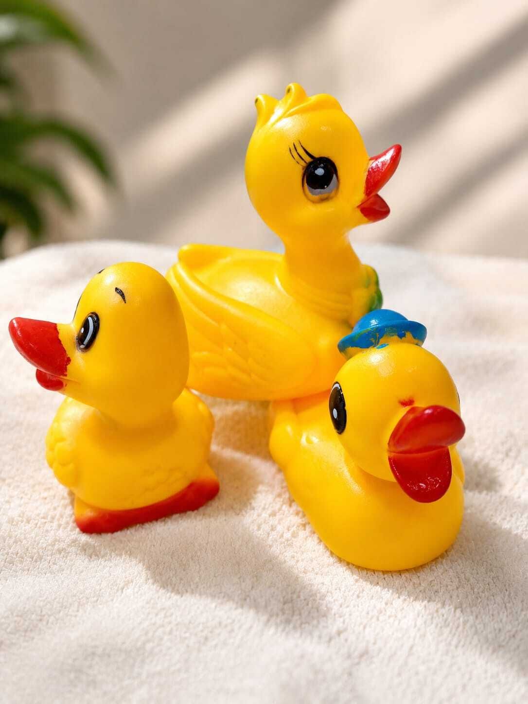 om enterprise Squeaky Duck Family Toy Bath Toy-picture-17
