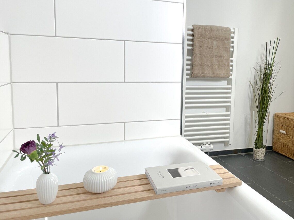 Premium Natural Solid Wood Bathtub Tray / Bath Caddy / Bath Shelf for Bathroom Bathtub Caddy