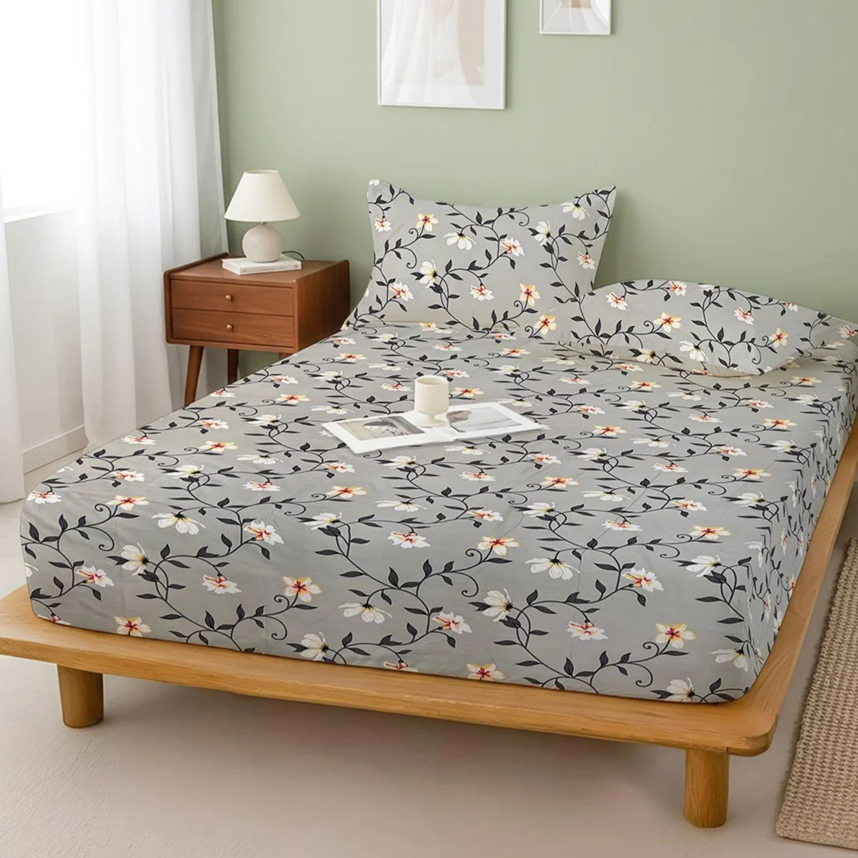 Microfiber Super King Fitted (Elastic) 300 TC Printed 1 Bedsheet with 2 Pillow Covers-image-5