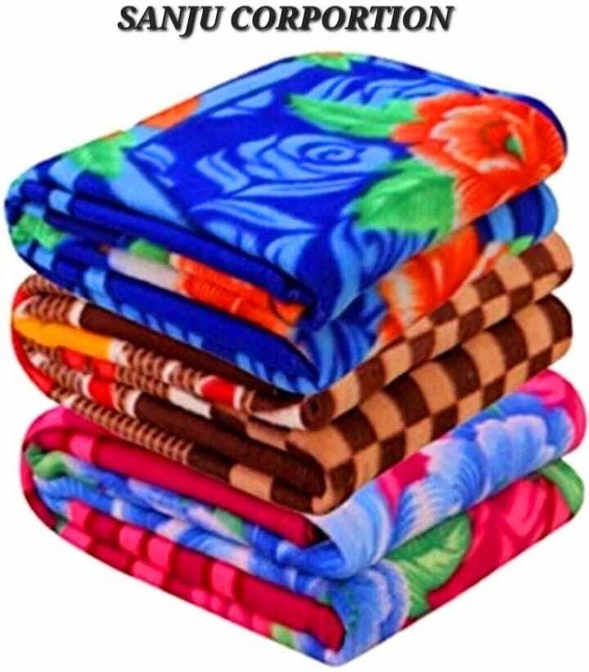 Abstract Single Fleece Blanket for Heavy Winter-image-6