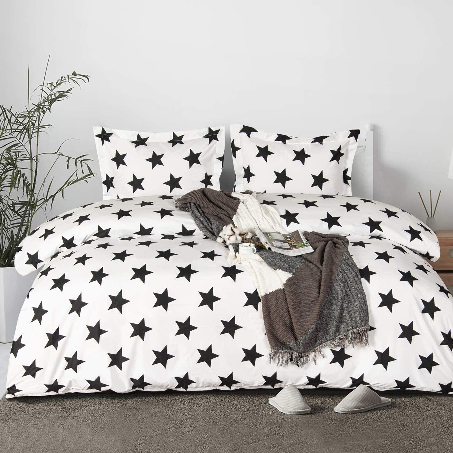 Abstract Double Duvet for AC Room-image-26