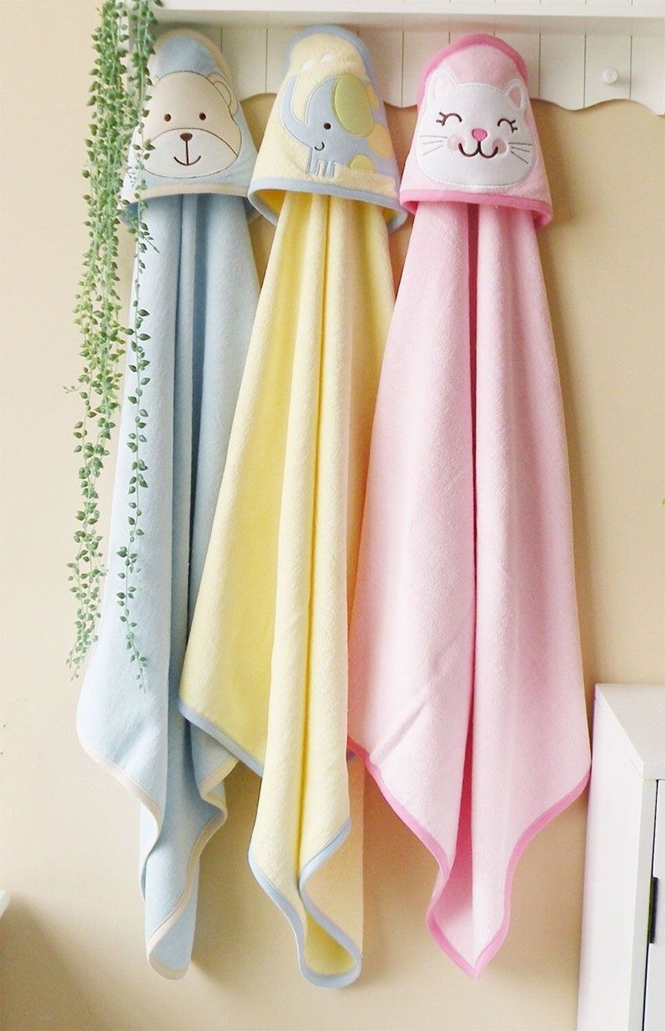 Embroidered Single Crib Baby Blanket forHeavy Winter