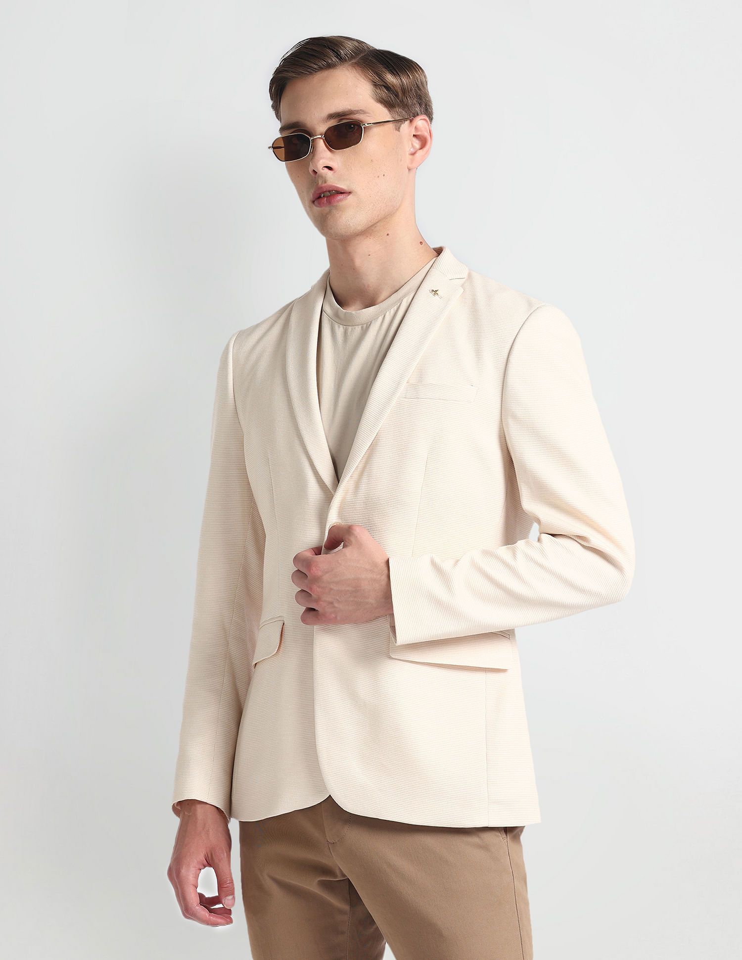 Men Solid Single Breasted Formal Blazer