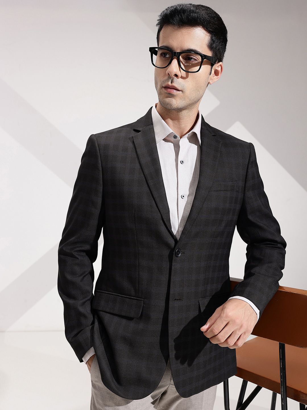 invictus Men Checkered Single Breasted Formal Blazer-picture-15