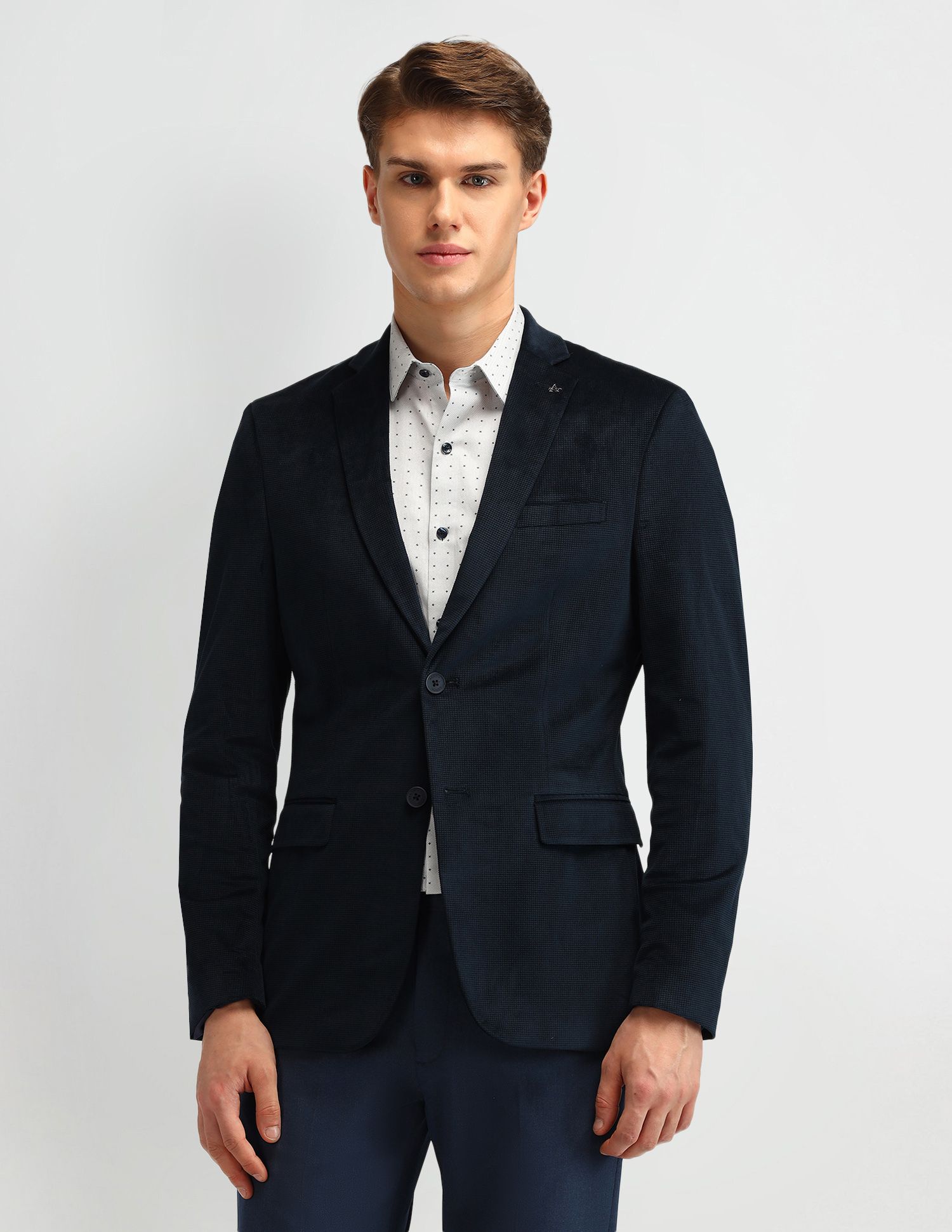 Men Solid Single Breasted Formal Blazer