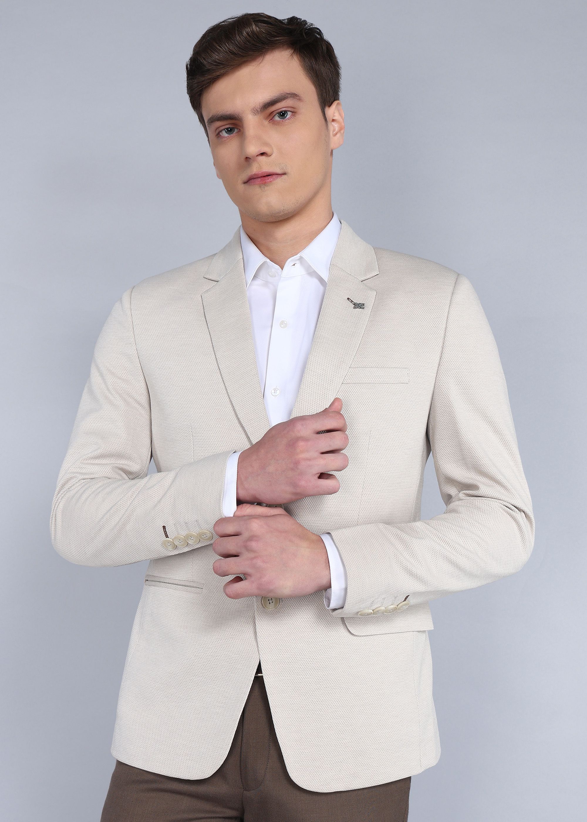 Men Solid Single Breasted Casual Blazer