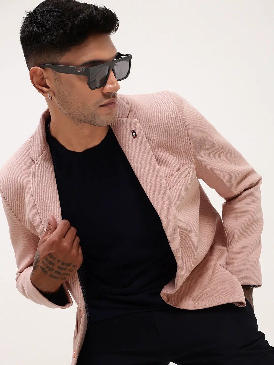 showoffff Men Solid Single Breasted Casual Blazer-picture-22
