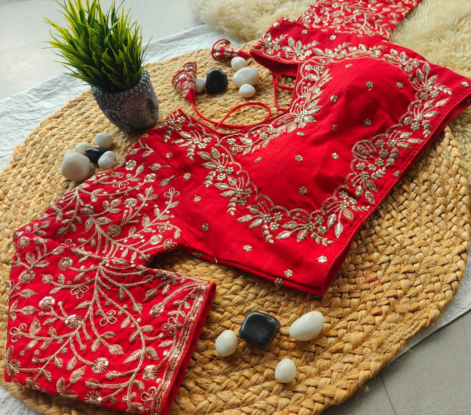 Sweetheart Neck Women Blouse-image-30
