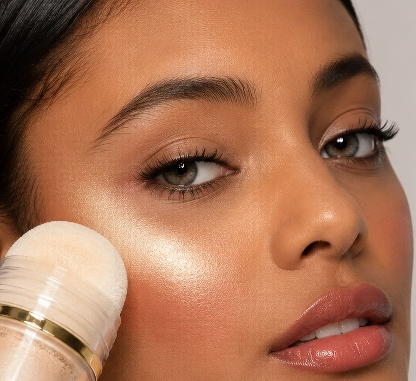Moonlight Glow Shimmer Highlighter for Face, Cheeks & Body-image-24