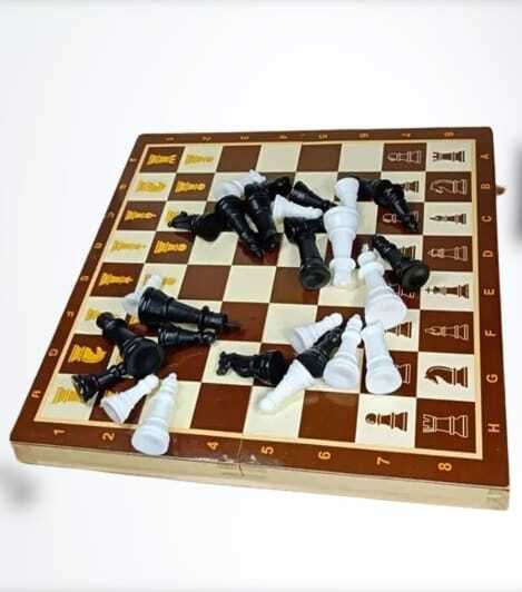 hyper 14 Inches Light Weight Folding Chess Board, Plastic Chess Coin 35 cm Chess Board-picture-11